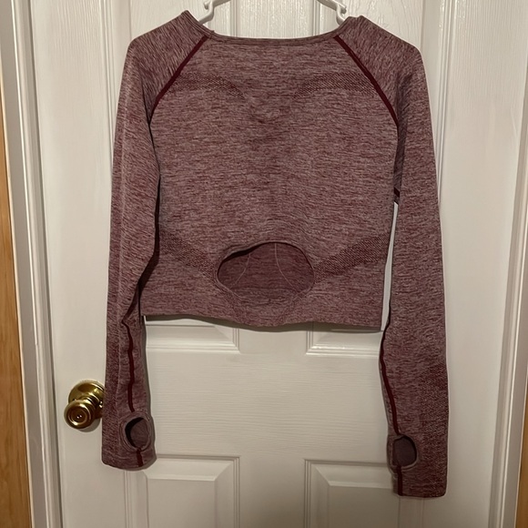 Icon apparel long sleeve workout top. A2 - Picture 8 of 11